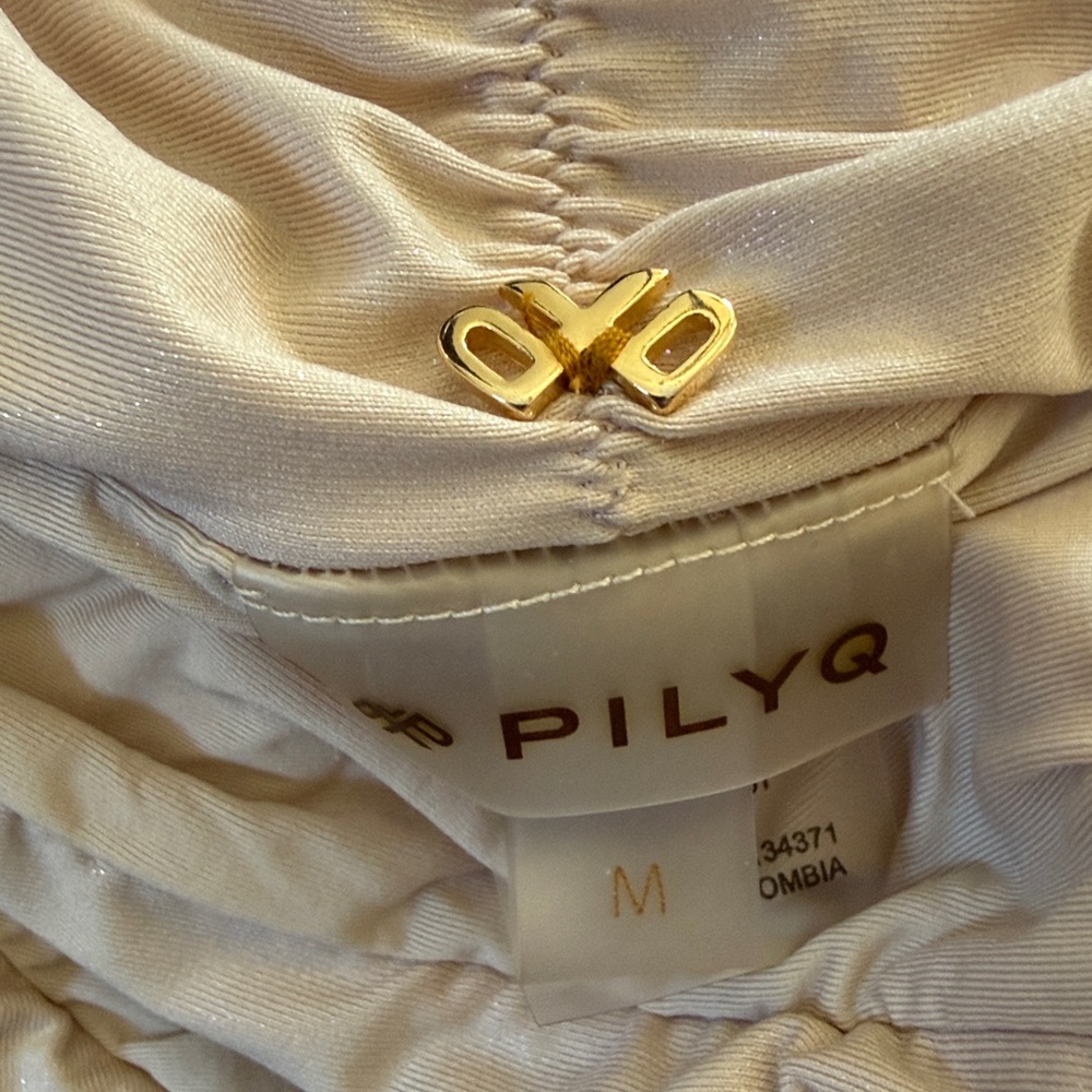 NWT PilyQ Shell Ring Side Ruched Bikini Set Size M - Picture 5 of 9